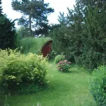 Rose 2* Beauvoir