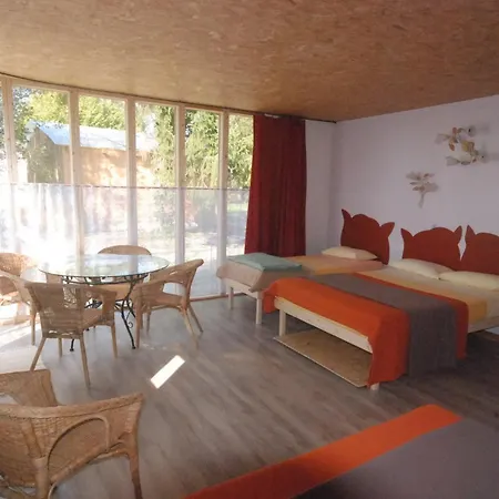 Rose 2* Beauvoir (Manche)