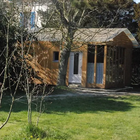 Rose Otel Beauvoir (Manche)